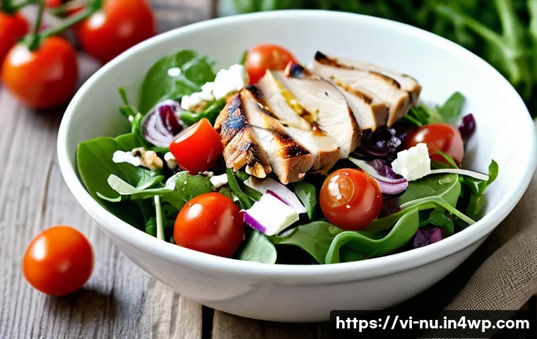 프랑스식 샐러드 만들기 - A vibrant French salad displayed in a rustic white ceramic bowl, featuring fresh green lettuce, arug...